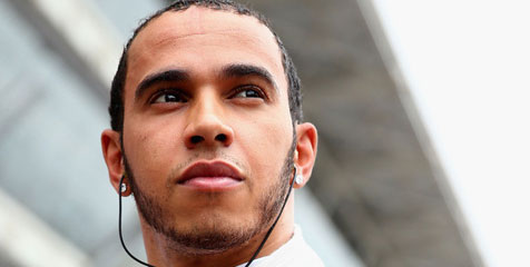 Hamilton Tak Tutup Kemungkinan Kembali ke McLaren