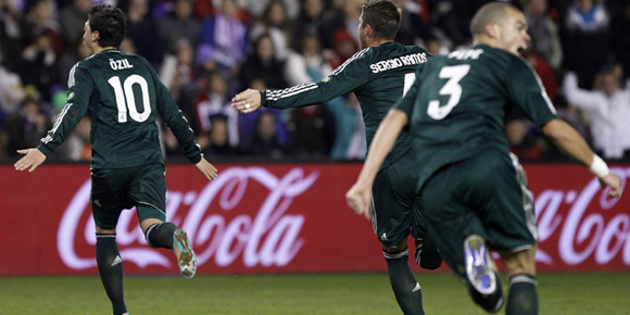 Highlights La Liga: Valladolid 2 - 3 Real Madrid