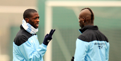 Yaya: Balotelli Bakal Jadi Striker Terbaik di Inggris