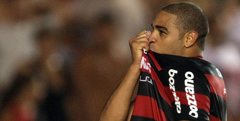 Adriano Merindukan Italia dan Serie A