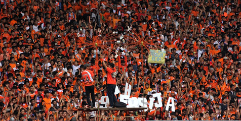 The Jakmania Samakan Prestasi Persija Dengan Banjir