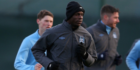 Mancini Beber Alasan Diparkirnya Balotelli Mancini Beber Alasan Diparkirnya Balotelli