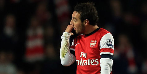 Chamberlain Senang Bermain Bersama Cazorla