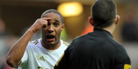 Fergie: Williams Bisa Bunuh Van Persie! Fergie: Williams Bisa Bunuh Van Persie!
