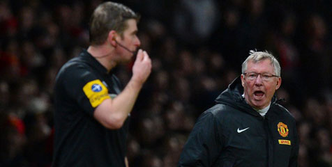 Fergie Kecam Wasit Mike Dean Fergie Kecam Wasit Mike Dean
