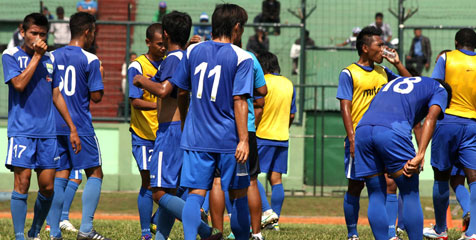Persib Kerap Berpindah Lapangan Saat Latihan