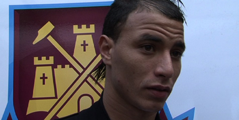 Resmi: West Ham Pinjam Chamakh Dari Arsenal
