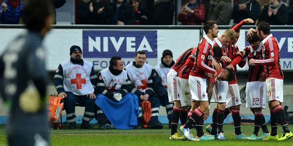 Highlights Serie A: AC Milan 2-1 Siena Highlights Serie A: AC Milan 2-1 Siena