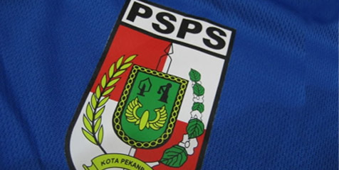 PSPS Keluhkan Warna Kostum Mitra Kukar Yang Mirip Wasit