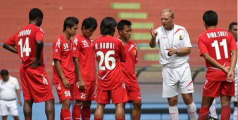 Latihan Perdana Persema Tanpa Irfan Bachdim dan Bima Sakti