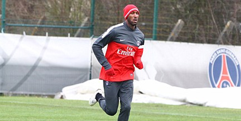 Anelka Numpang Latihan di PSG