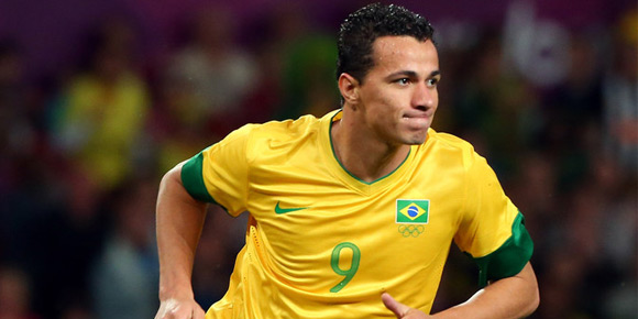 AVB Pesimis Bisa Dapatkan Leandro Damiao