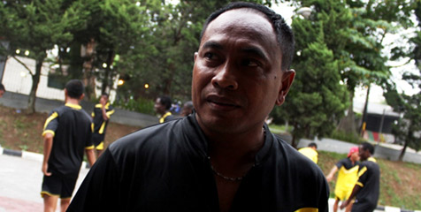 Ismed Sofyan Gagal Gabung Sriwijaya FC