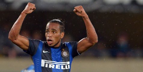 Alvaro Pereira Jadikan Roberto Carlos Sumber Inspirasi