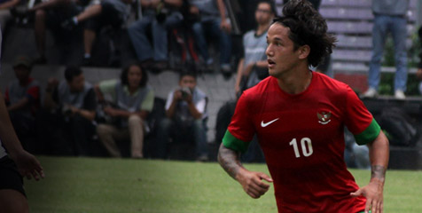 Tim Pelatih Sesalkan Irfan Bachdim Belum Gabung Timnas