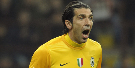 United Sempat Berupaya Rekrut Buffon