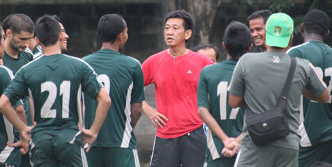 Tony Ho Resmi Teruskan Tugas Miroslav Janu