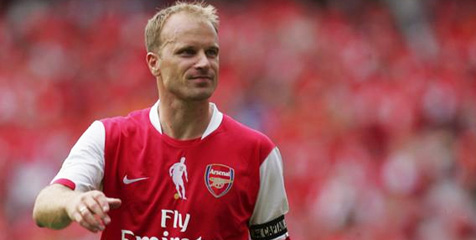 Dennis Bergkamp Akan Balik ke Arsenal?
