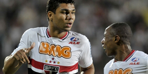 Real Madrid Pinjam Casemiro Dari Sao Paulo