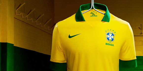 Detail Jersey: Brasil Home 2013-2014