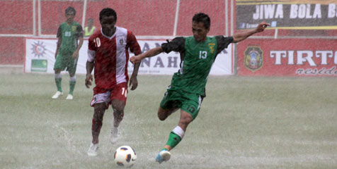 PSBK vs Persebaya DU Resmi Dilanjutkan Besok Pagi