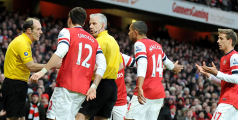 Wenger: Protes Pemain Arsenal Tidak Agresif Wenger: Protes Pemain Arsenal Tidak Agresif