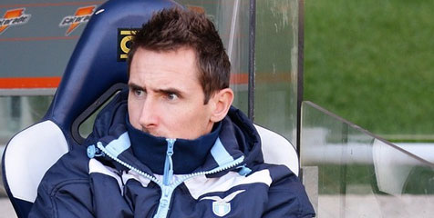 Klose Absen Dua Bulan