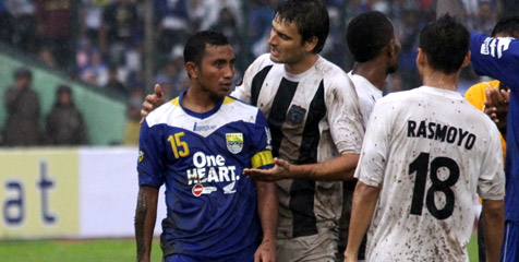Demi Siaran Langsung, Laga Tandang Persib Dipercepat