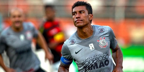 Dibidik Chelsea, Paulinho Siap ke Eropa