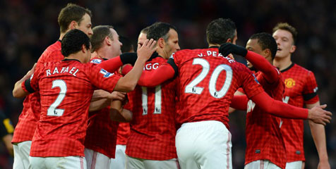 Review: Bungkam Everton, United Melesat Review: Bungkam Everton, United Melesat