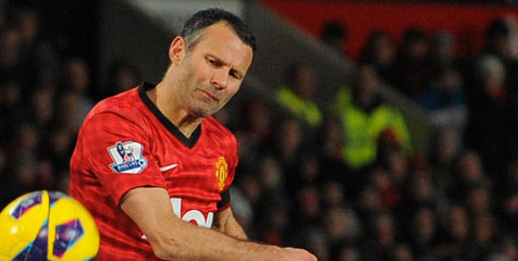 Bobol Gawang Everton, Rekor Giggs Kian Panjang
