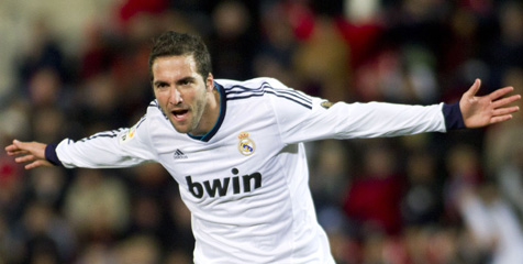 Higuain: Madrid Siap Remukkan United