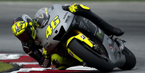 Crutchlow: Rossi Kompetitif, MotoGP Lebih Baik