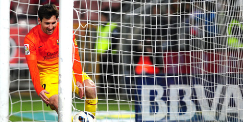 Review: Dua Gol La Pulga Lesatkan Barcelona