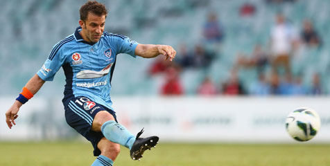 Del Piero Bertahan di Sydney Del Piero Bertahan di Sydney