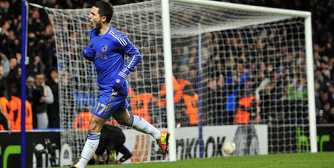 Review: Gol Hazard Bawa Chelsea ke Babak 16 Besar
