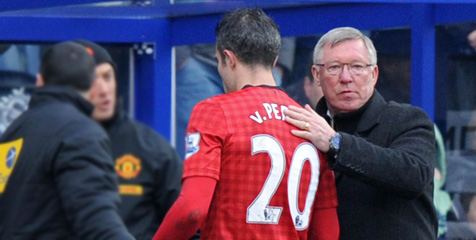 Fergie Berharap RVP Fit Untuk Laga Kontra Madrid