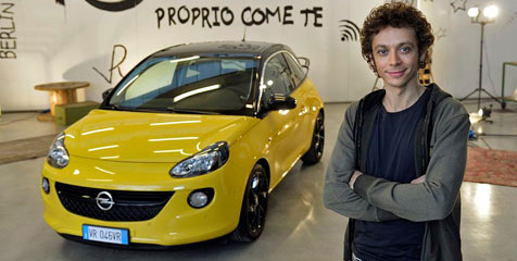 Valentino Rossi Jadi Duta Baru Mobil Opel