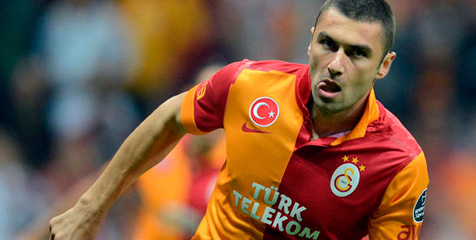 Burak Yilmaz Ingin Berkostum Manchester United