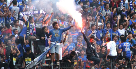 Harga Tiket Persib vs Persija Melambung