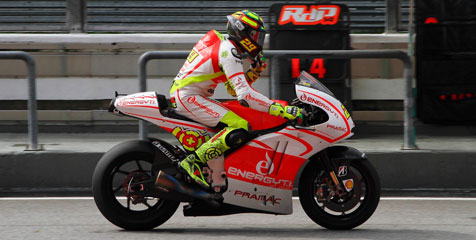 Catatan Waktu Dekati Pabrikan Ducati, Iannone Puas