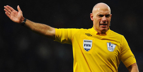 Howard Webb Pimpin Laga United Kontra Chelsea di Piala FA