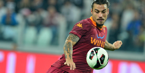 Roma Bakal Lepas Osvaldo