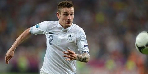 Kualifikasi Piala Dunia, Prancis Minus Debuchy