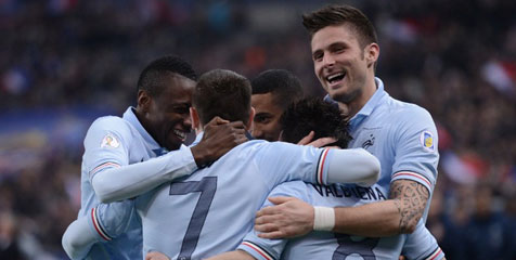 Review: Les Bleus Tunjukkan Kelasnya