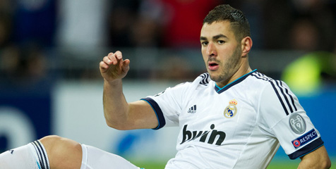 Chelsea Incar Benzema?