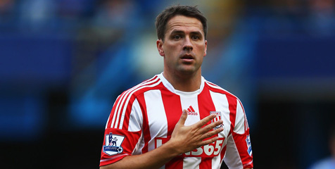 Stoke Tak Menyesal Datangkan Owen Stoke Tak Menyesal Datangkan Owen