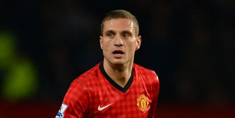 Vidic Masih Tak Percaya United di Ambang Juara