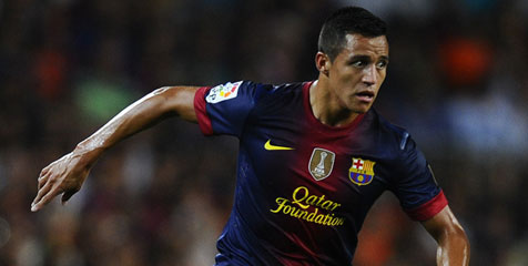 Bersaing Rebut Alexis Sanchez, United Telikung Arsenal