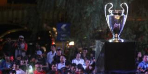 Trofi Liga Champions Diserbu Penggemar